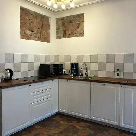 Ferienwohnung Barocker Hof Rhodt Rhodt unter Rietburg Exterior foto