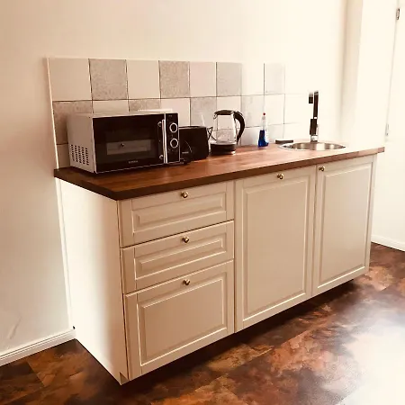 Ferienwohnung Barocker Hof Rhodt Rhodt unter Rietburg Exterior foto