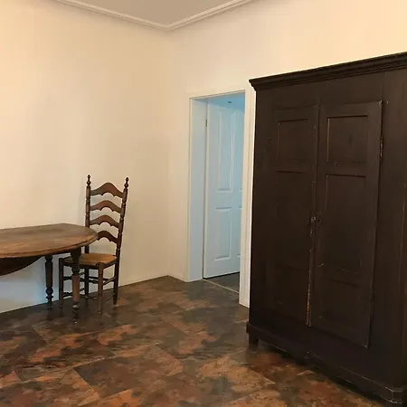 Ferienwohnung Barocker Hof Rhodt Rhodt unter Rietburg Zimmer foto